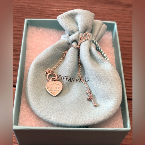 Tiffany&Co - Picture 3 of 9